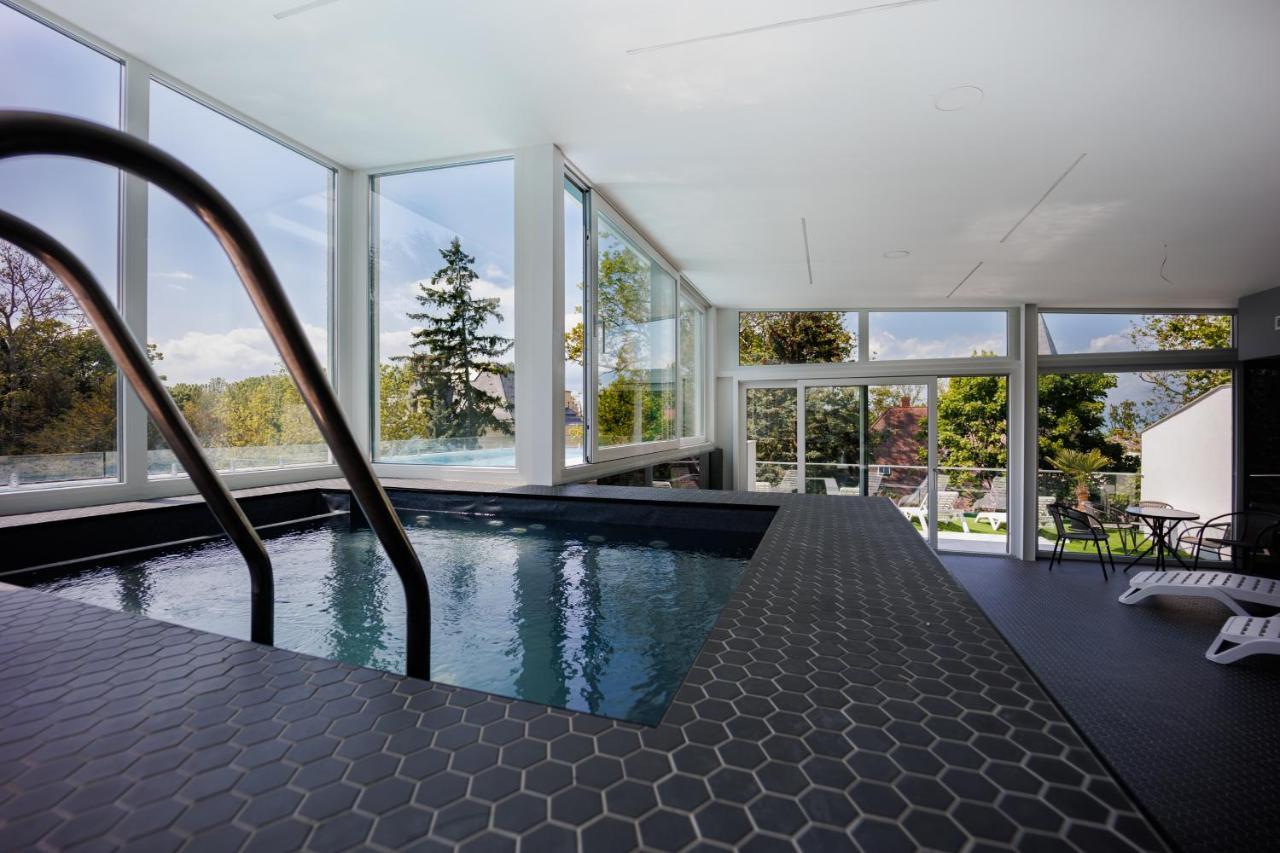 Villa Bauhaus Wellness Apartman 102 Siófok Exteriér fotografie